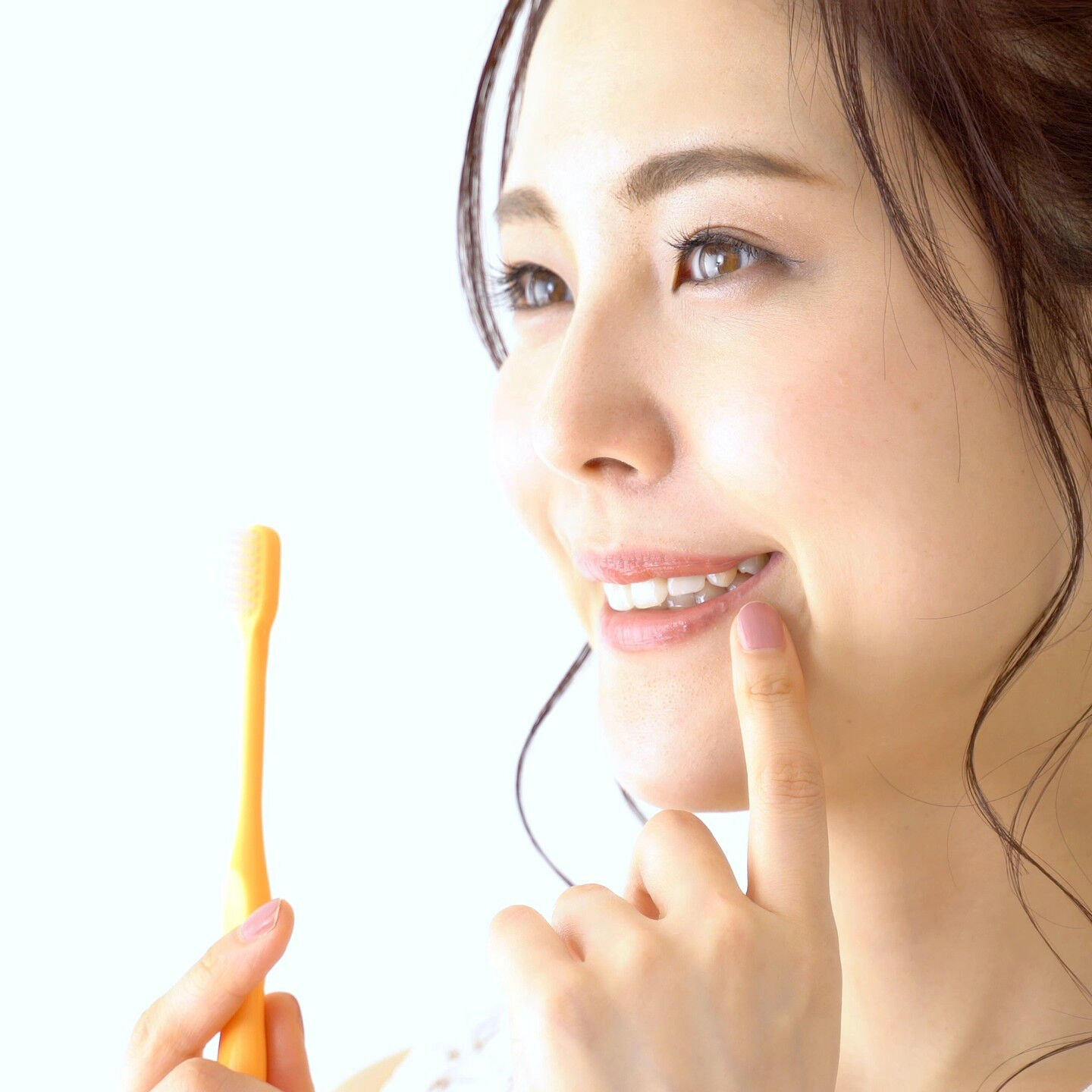 ポリリンホワイトニングは、現代における歯の美白技術として非常